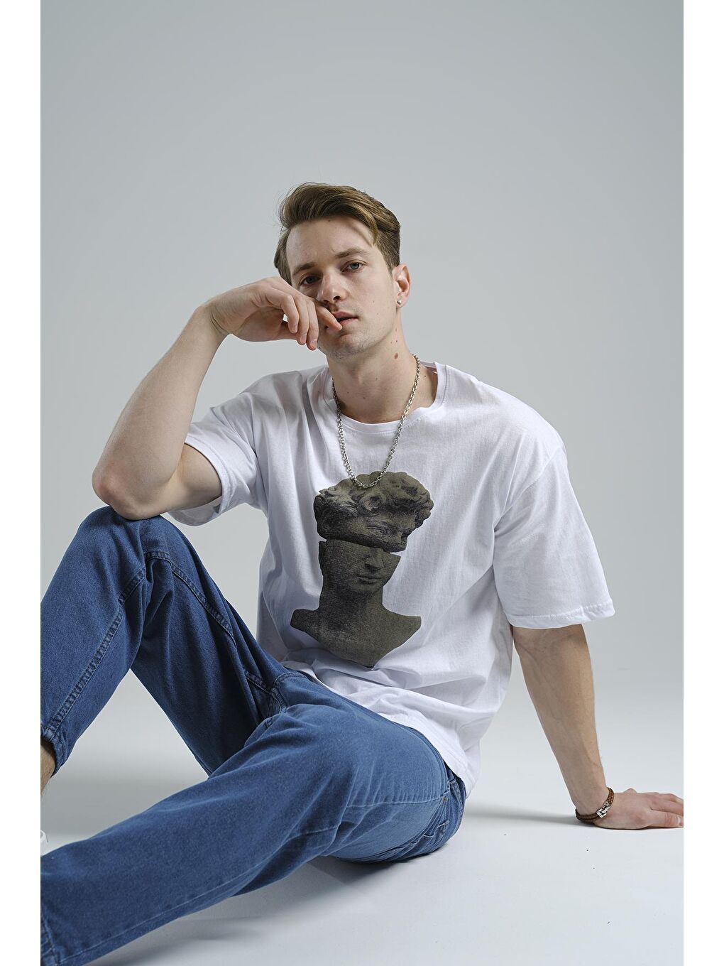 Beyaz Michelangelo Heykel Baskılı Unisex  Tişört