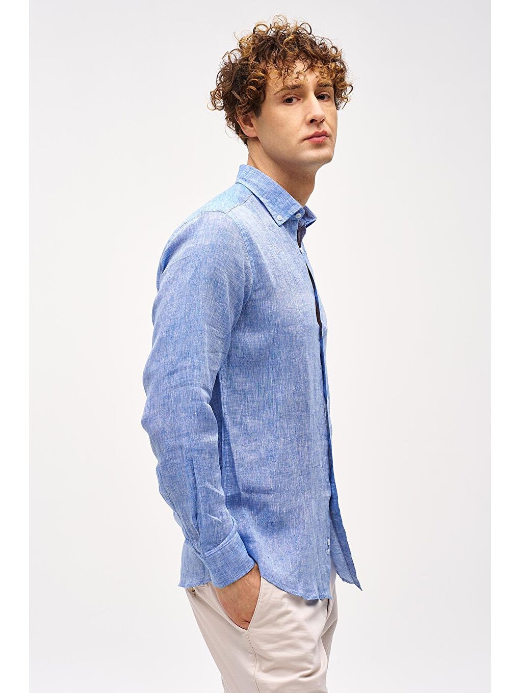 Koyu Mavi Dynamic Fit Düğmeli Yaka Düz Uzun Kollu Cepsiz %100 Keten Gömlek-3