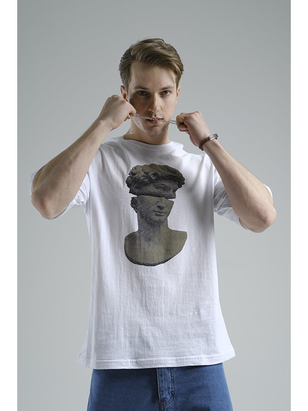 Beyaz Michelangelo Heykel Baskılı Unisex  Tişört-1