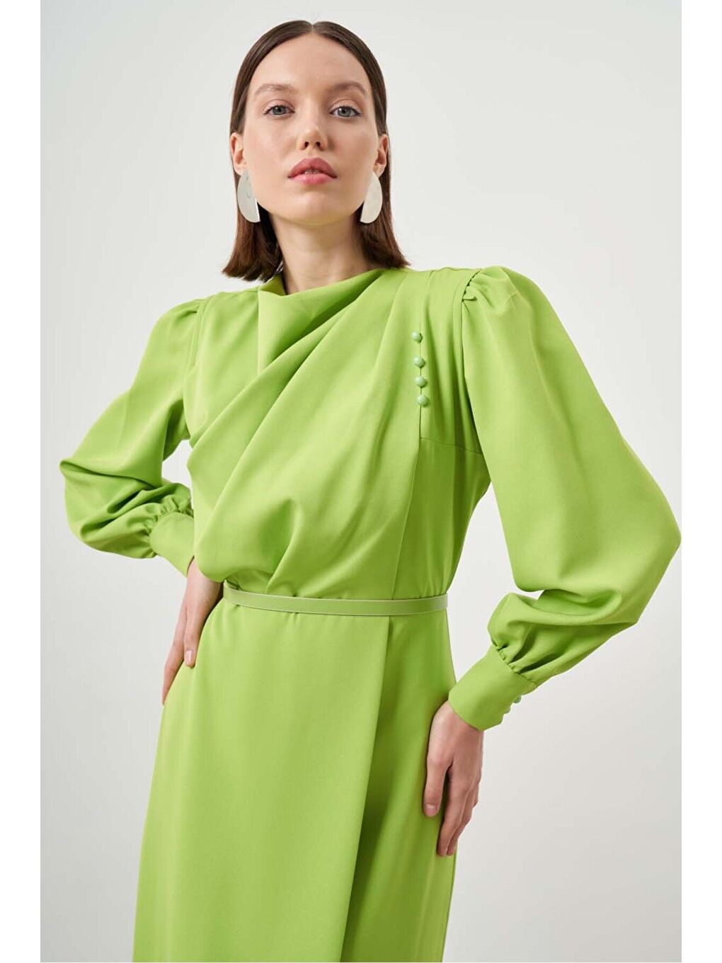 Düğme Detaylı Krep Abiye Yeşil Elbise-3