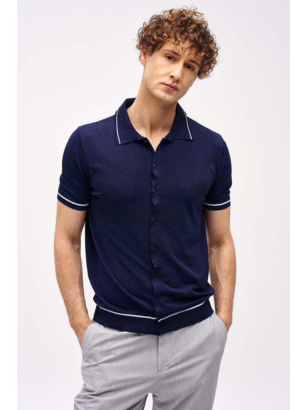 Lacivert Slim Fit Dar Kalıp Düğmeli Polo Yaka Desenli Kısa Kollu Triko Tişört