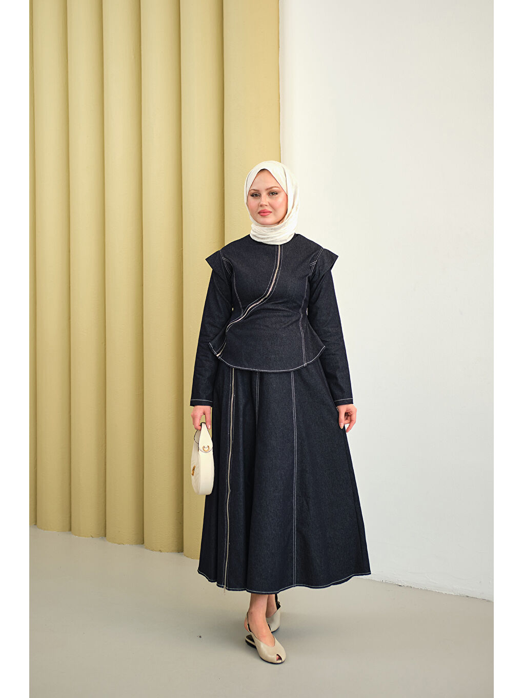 Kadın Çapraz Fermuar Detaylı Dikiş Detay Etekli Takım Lacivert