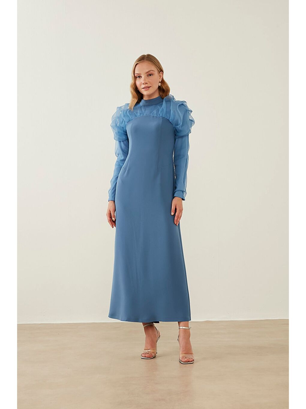 Mavi Organze Fırfırlı Saks Elbise