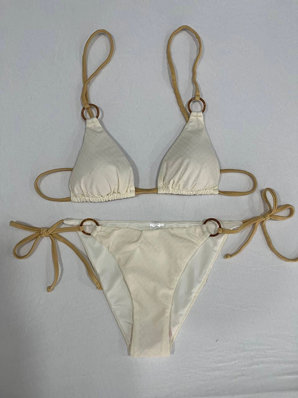 Ekru Kadın Açık Krem Halka Detaylı İp Bağlamalı Astarlı Bikini Takım HZL25S-AR1617-2