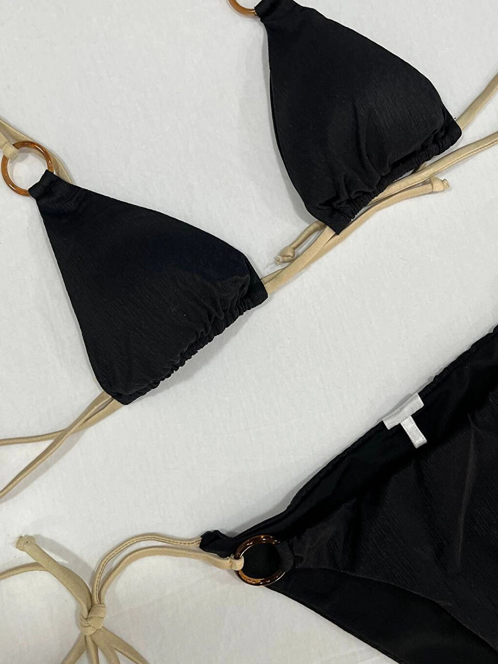 Kadın Siyah Halka Detaylı İp Bağlamalı Astarlı Bikini Takım HZL25S-AR1617-3