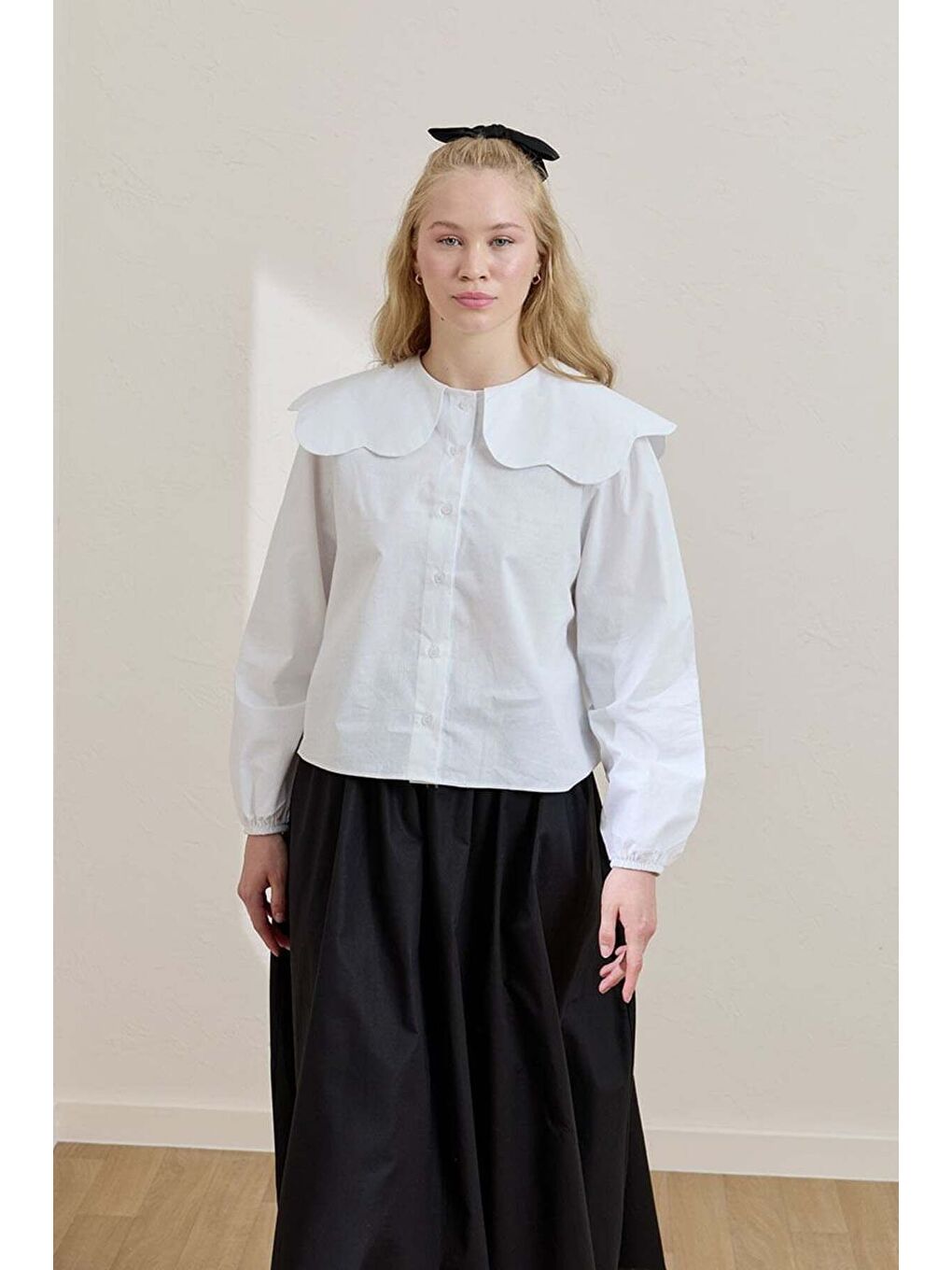 Beyaz Papatya Yaka Crop Gömlek-2