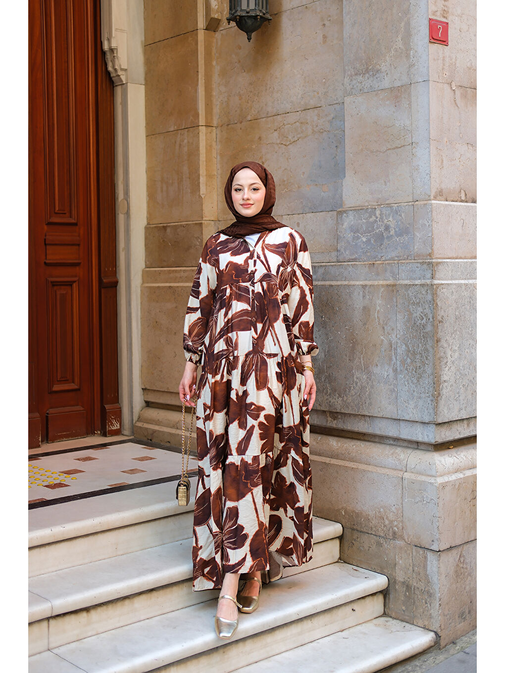 Kadın Batik Yaprak Desenli Elbise Kahverengi