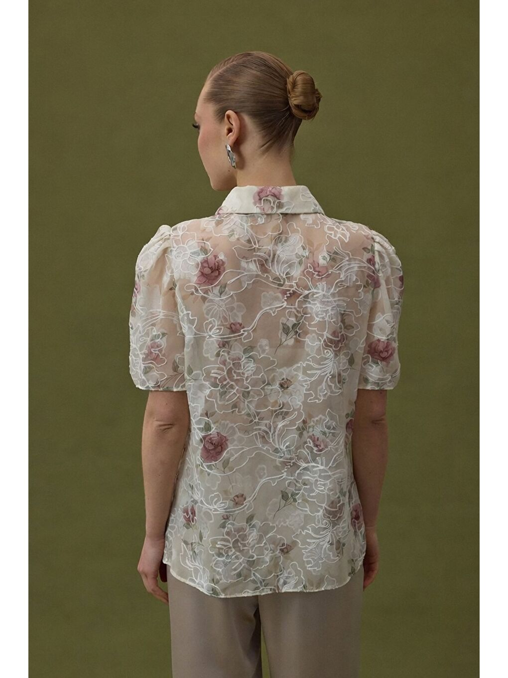 Pembe Nakışlı Kısa Kollu Gömlek - Pudra-4