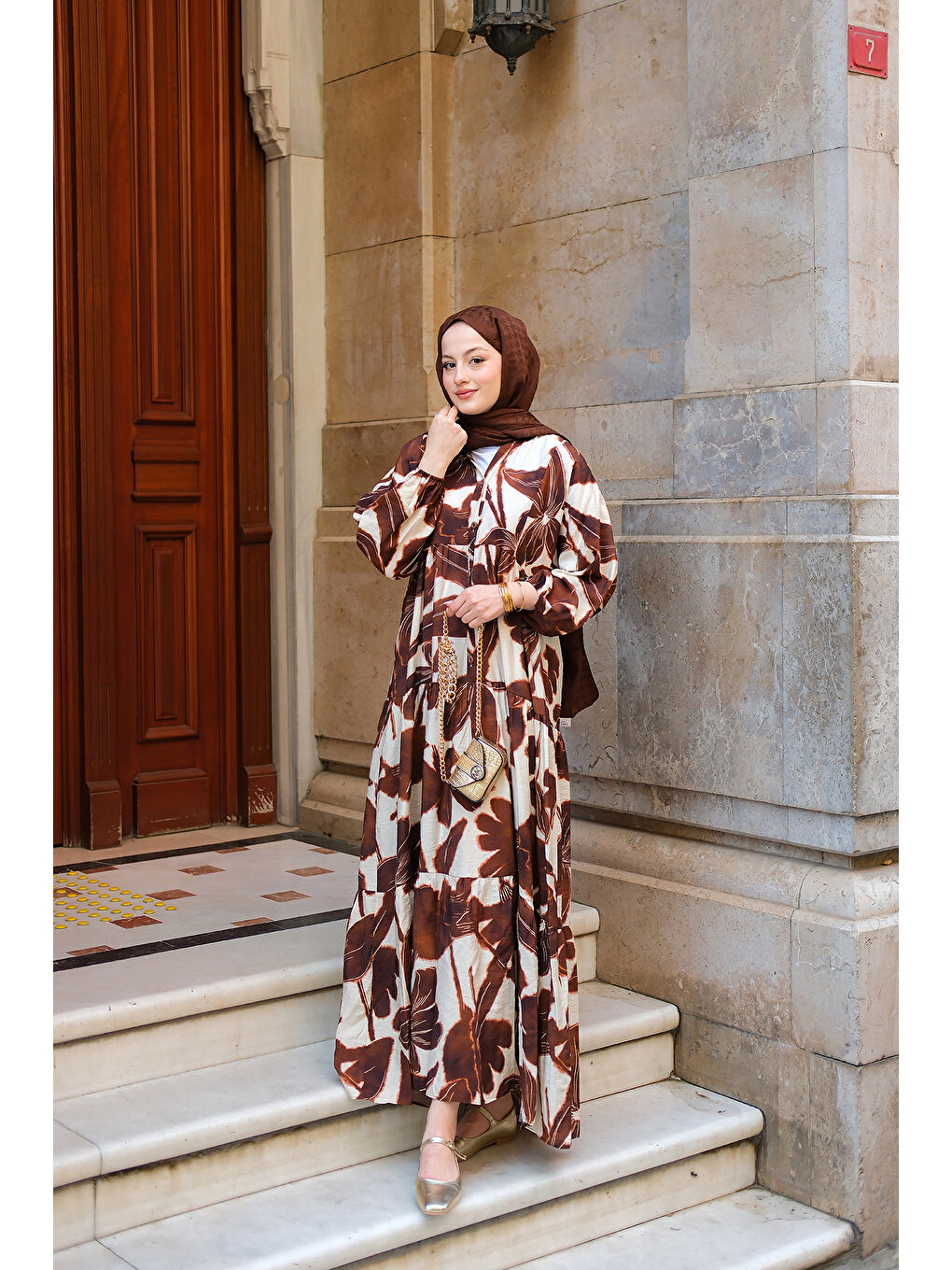 Kadın Batik Yaprak Desenli Elbise Kahverengi-1