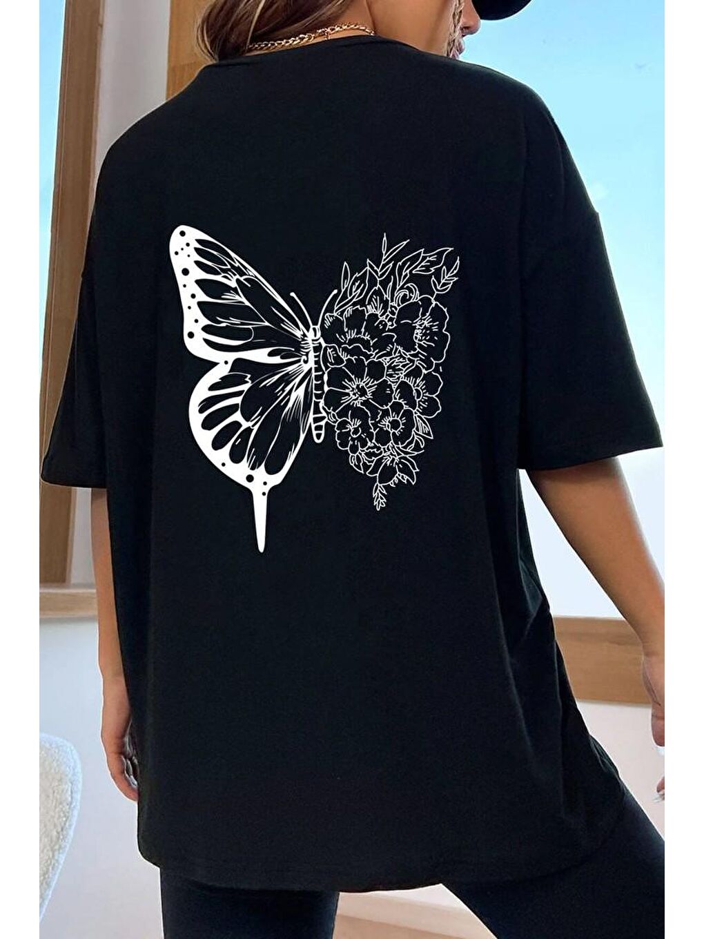 uyguntarz Siyah Unisex Drawing Butterflies Tasarım T-shirt