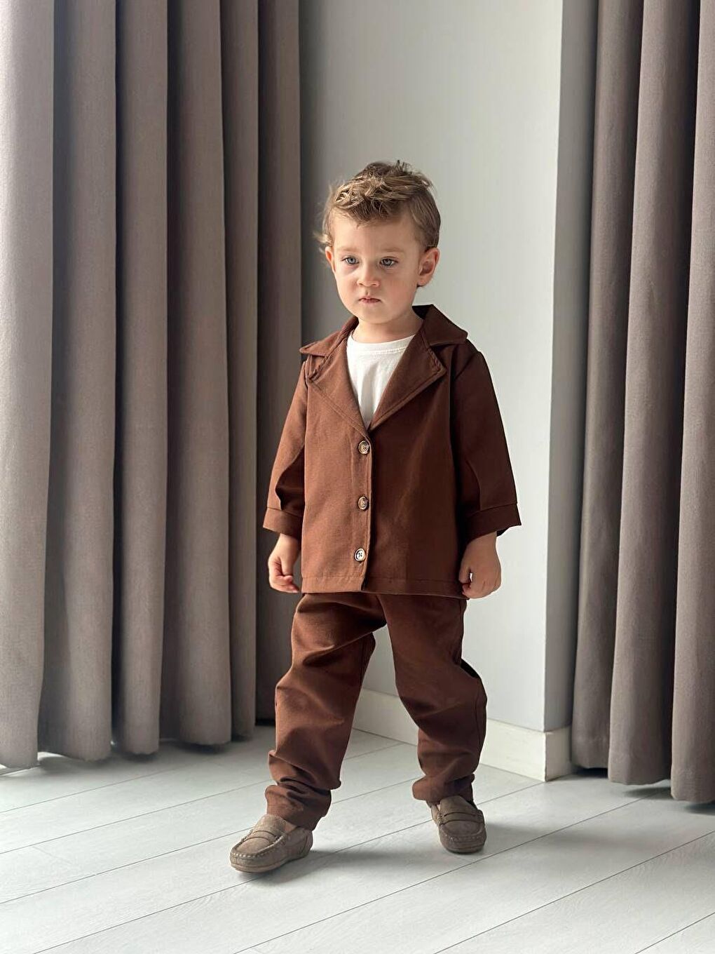 Erkek Çocuk Pamuklu Kahverengi Düğmeli Ceket Ve Pantolon Takım-5