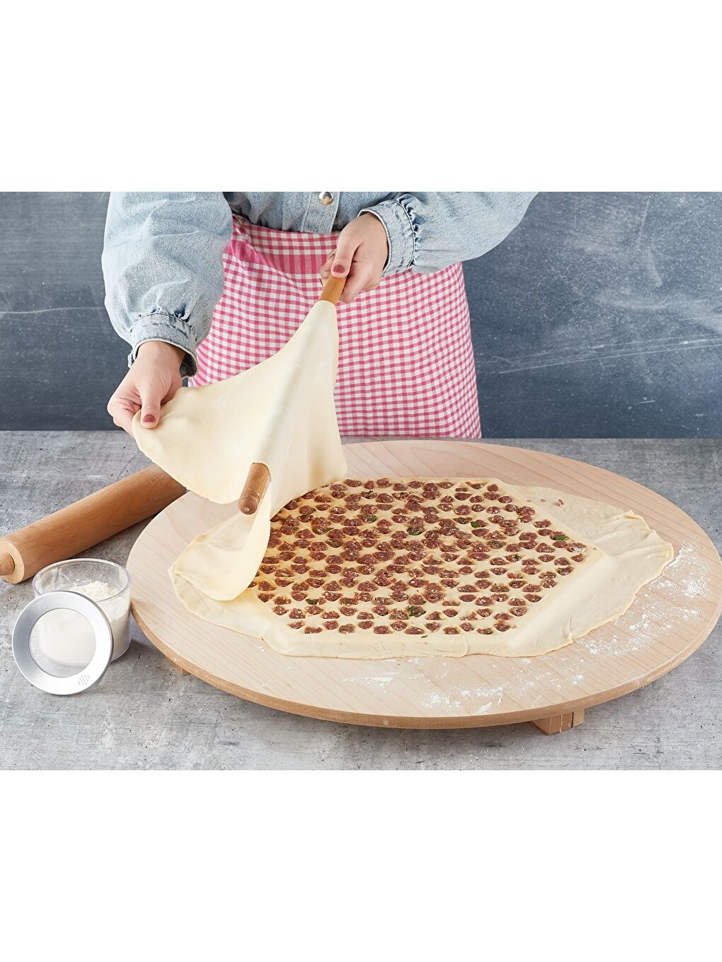 Vip Ahmet VP-089 Pratik Üçgen Mantı Kalıbı Xl 40cm Mantımatik Hamur Kesme Aparatı-1