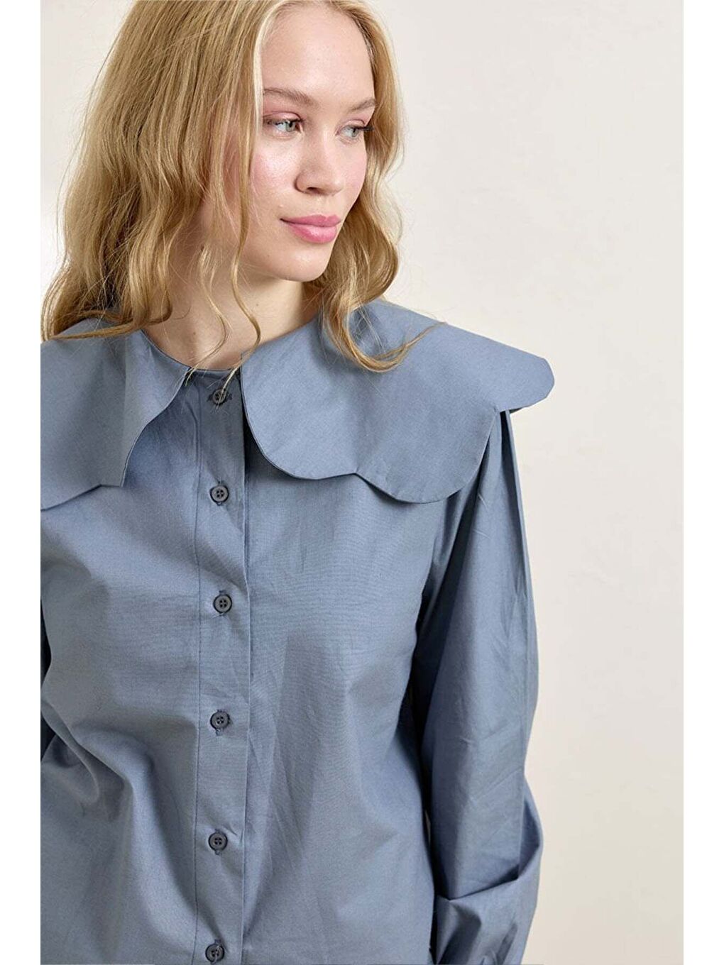 İndigo Papatya Yaka Crop Gömlek-2