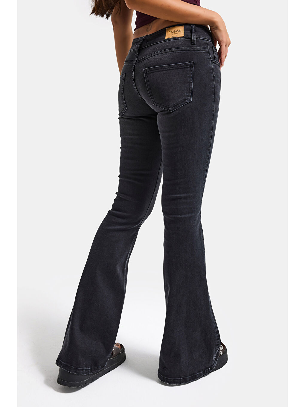 Gri Kadın Füme 2s6-1 Mid Rise Flare Fit Kemer Detaylı Esnek Kumaş Denim Jean-1