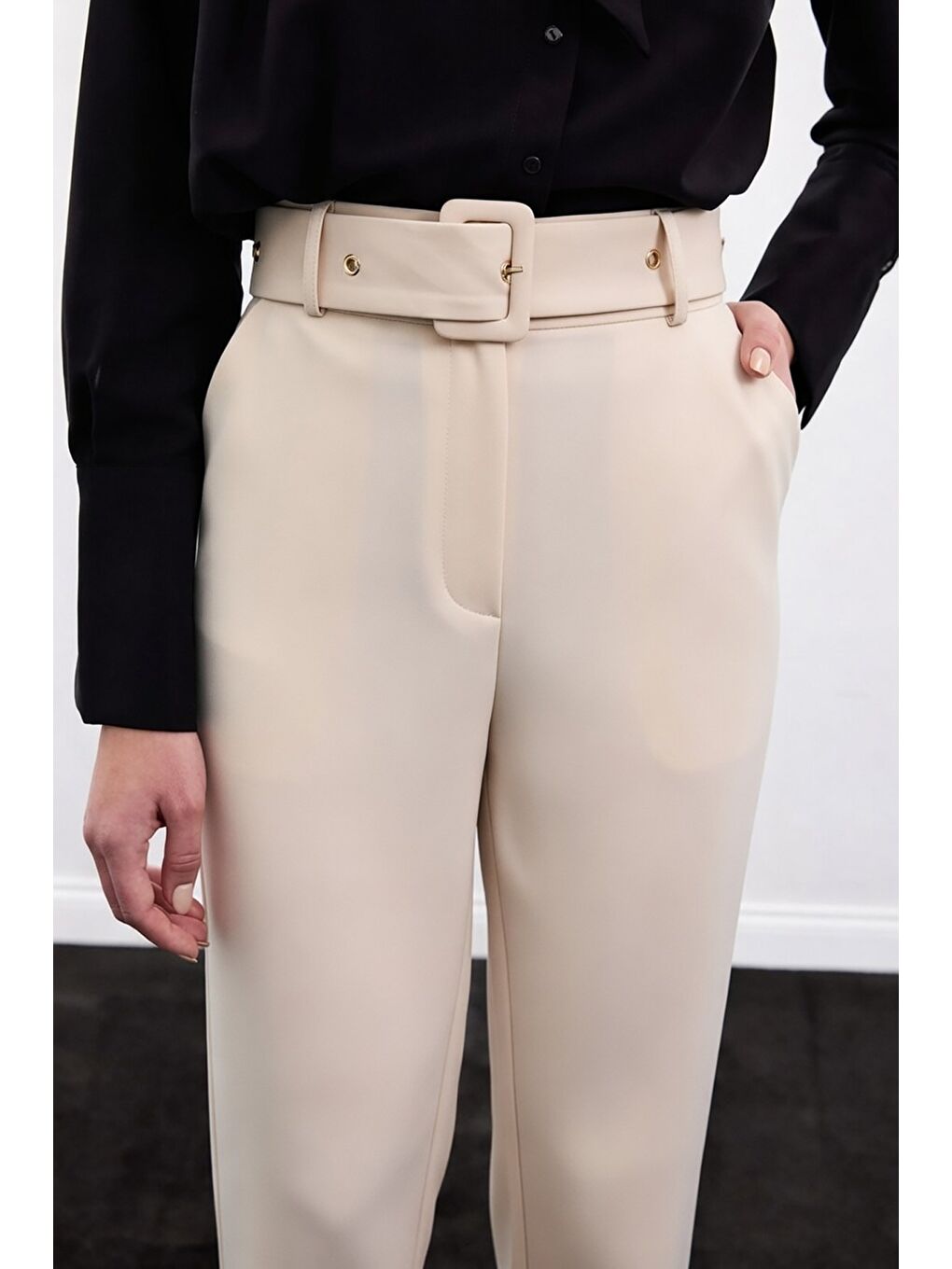 Kemerli Pantolon - Bej-2