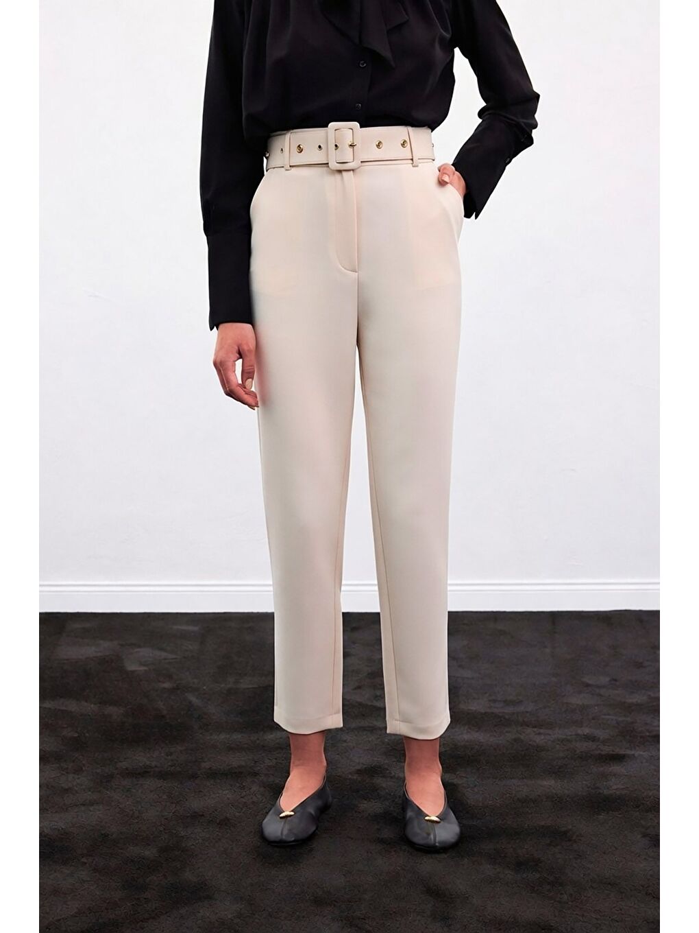Kemerli Pantolon - Bej-3