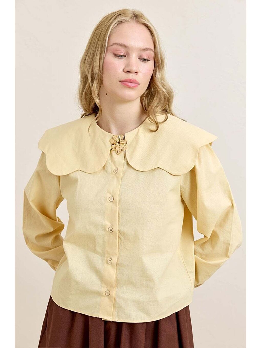 Tereyağ Sarısı Papatya Yaka Crop Gömlek-2