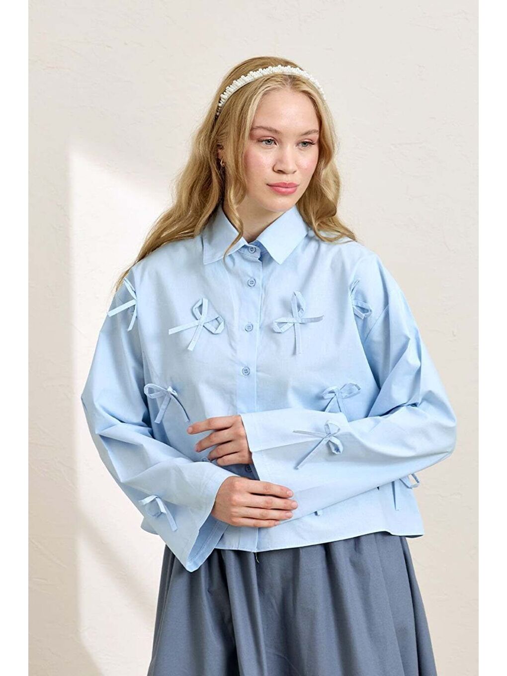 Soft Mavi Fiyonk Detay Crop Gömlek-1