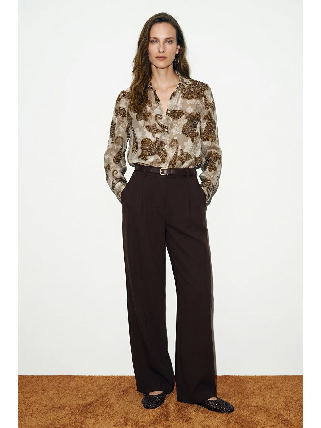 Şal Desen Kolu Büzgülü Gömlek - Bej-1