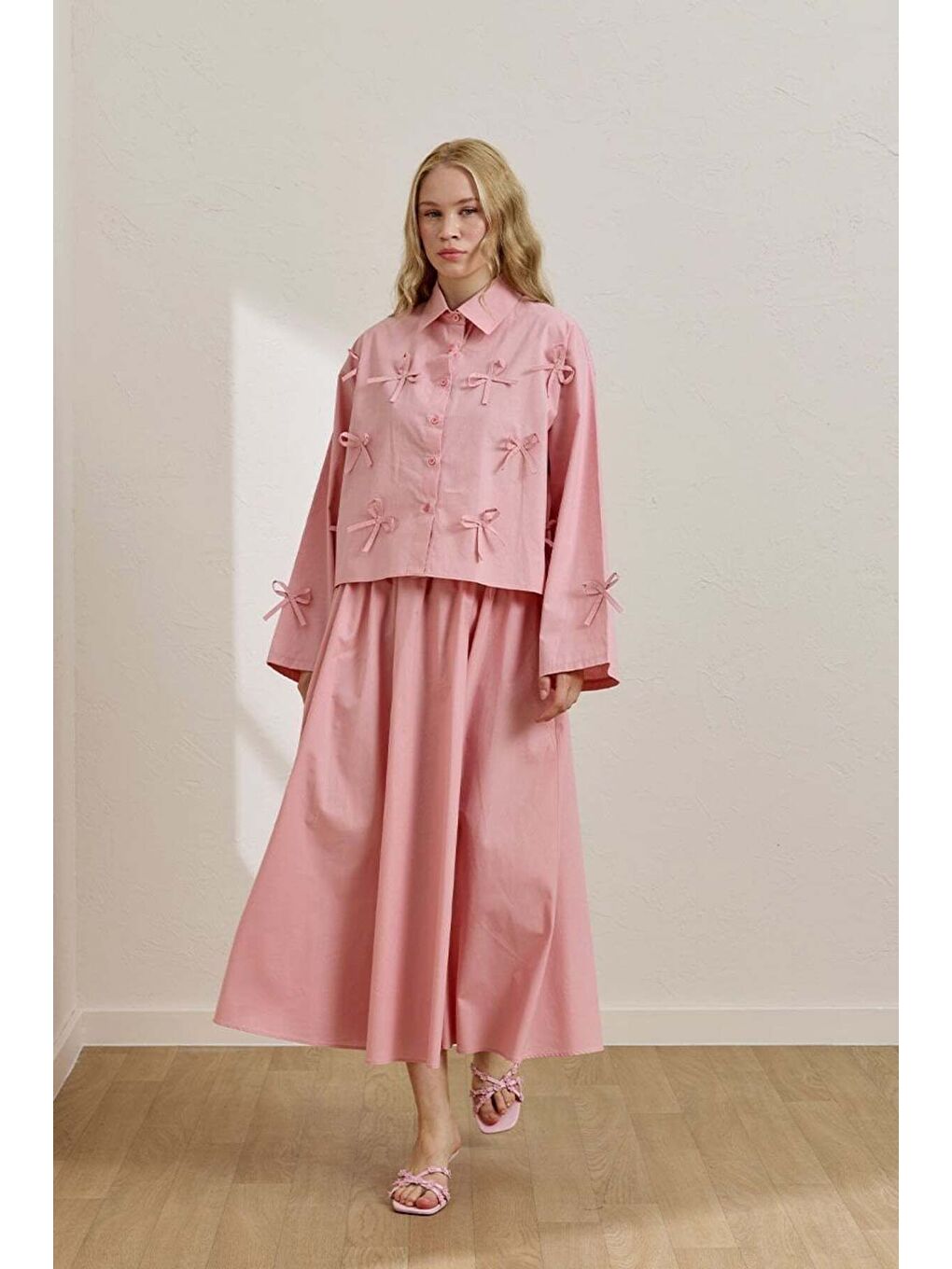 Soft Pembe Fiyonk Detay Crop Gömlek-1