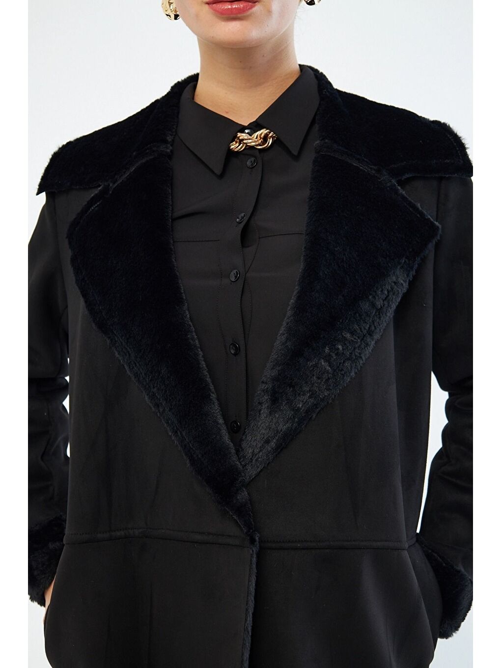 İçi Pelüşlü Siyah Kaban-3