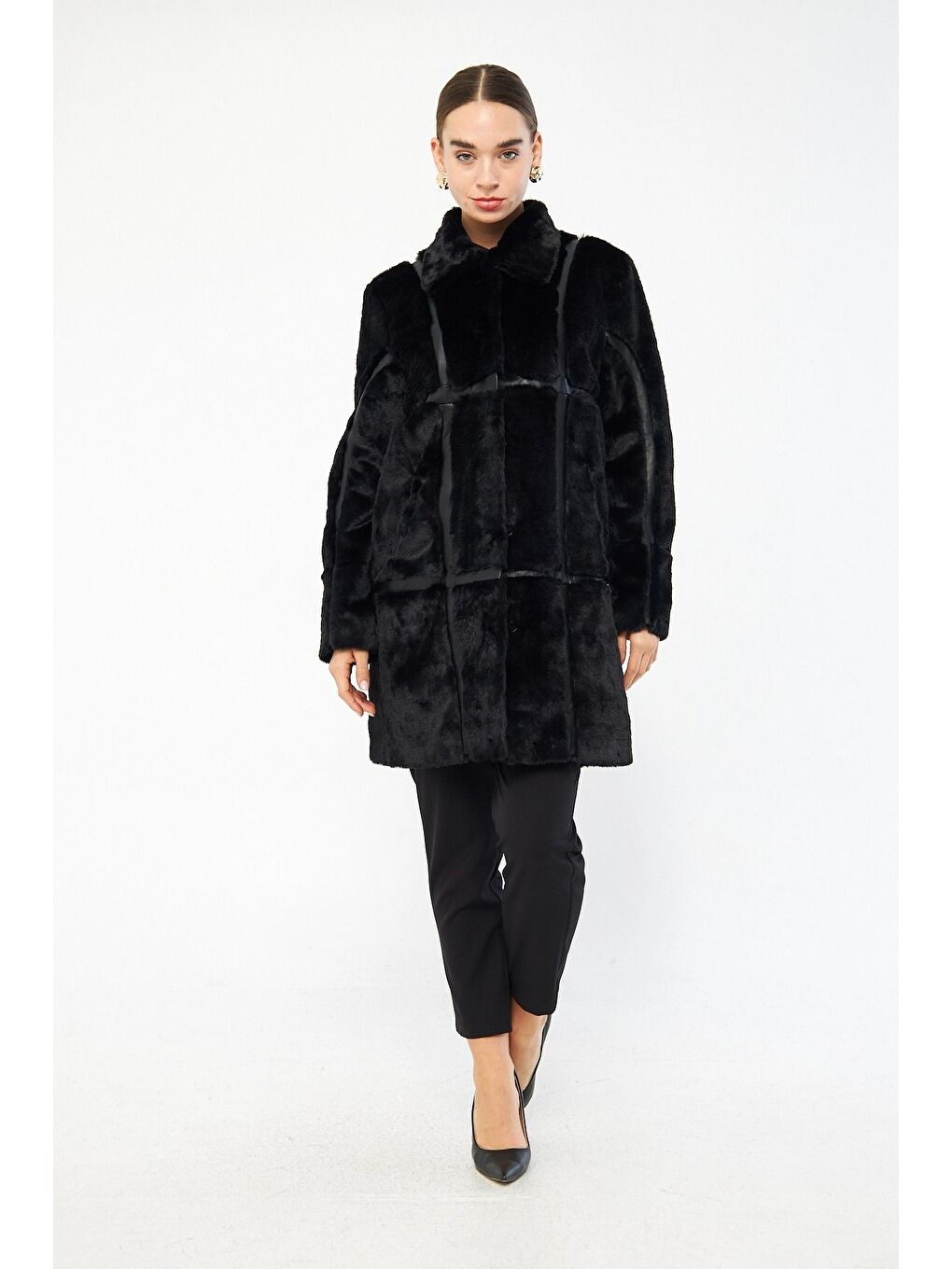 Kürk Detaylı Şeritli Siyah Kaban-2