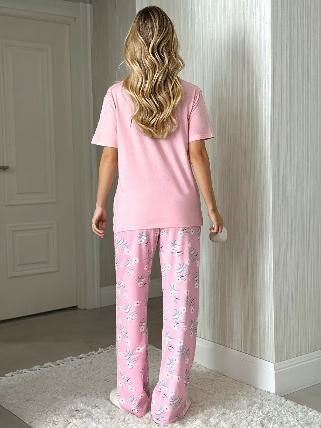 Çiçek Desenli Kısa Kol Pembe Pijama Takımı-2