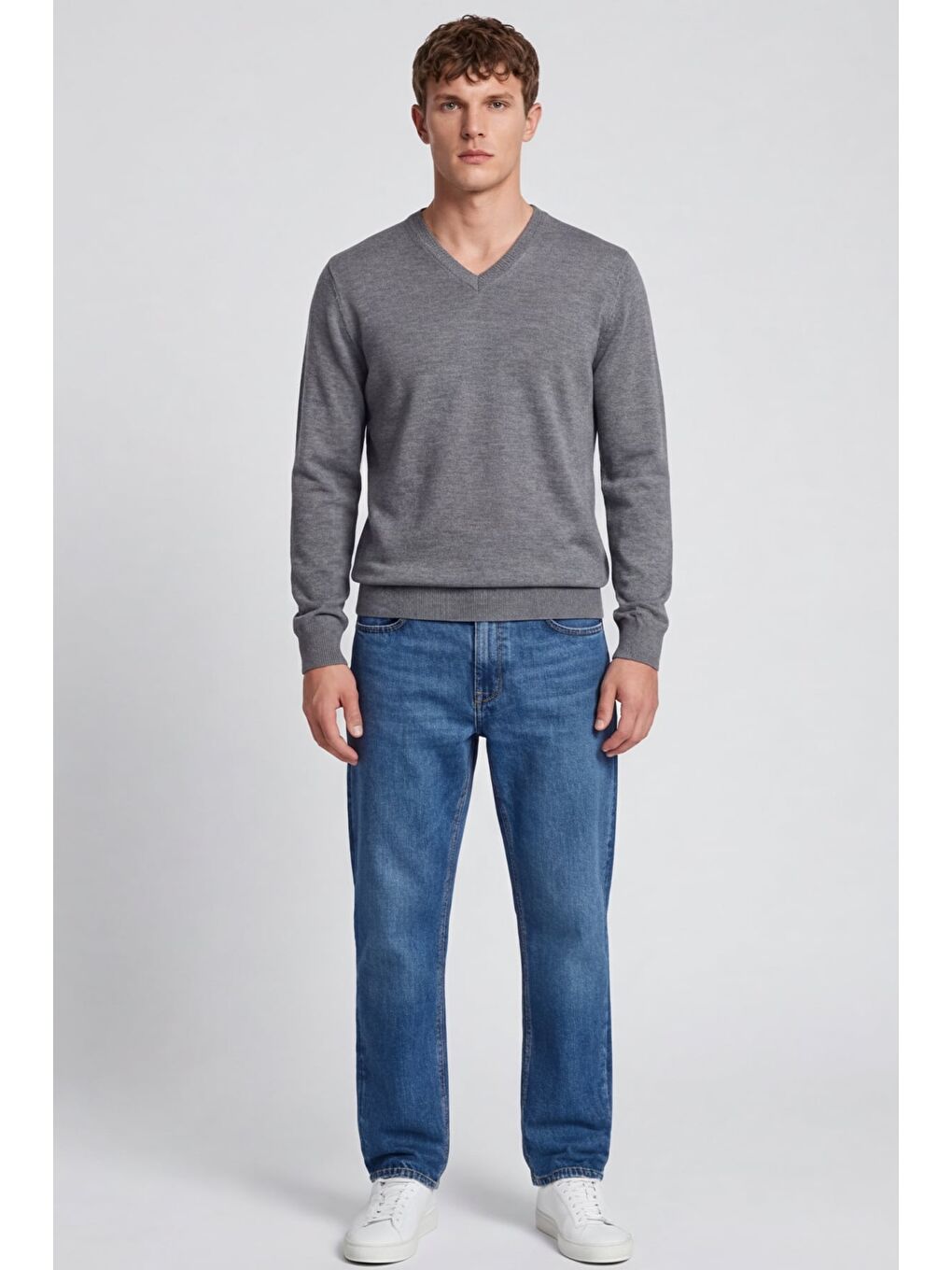 Erkek Gri Normal Kesim Regular Fit Yünlü V Yaka Triko Kazak-1