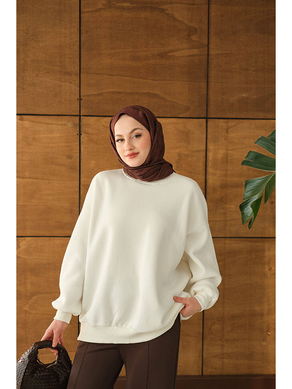 Kadın Bisiklet Yaka Sweat Beyaz-4