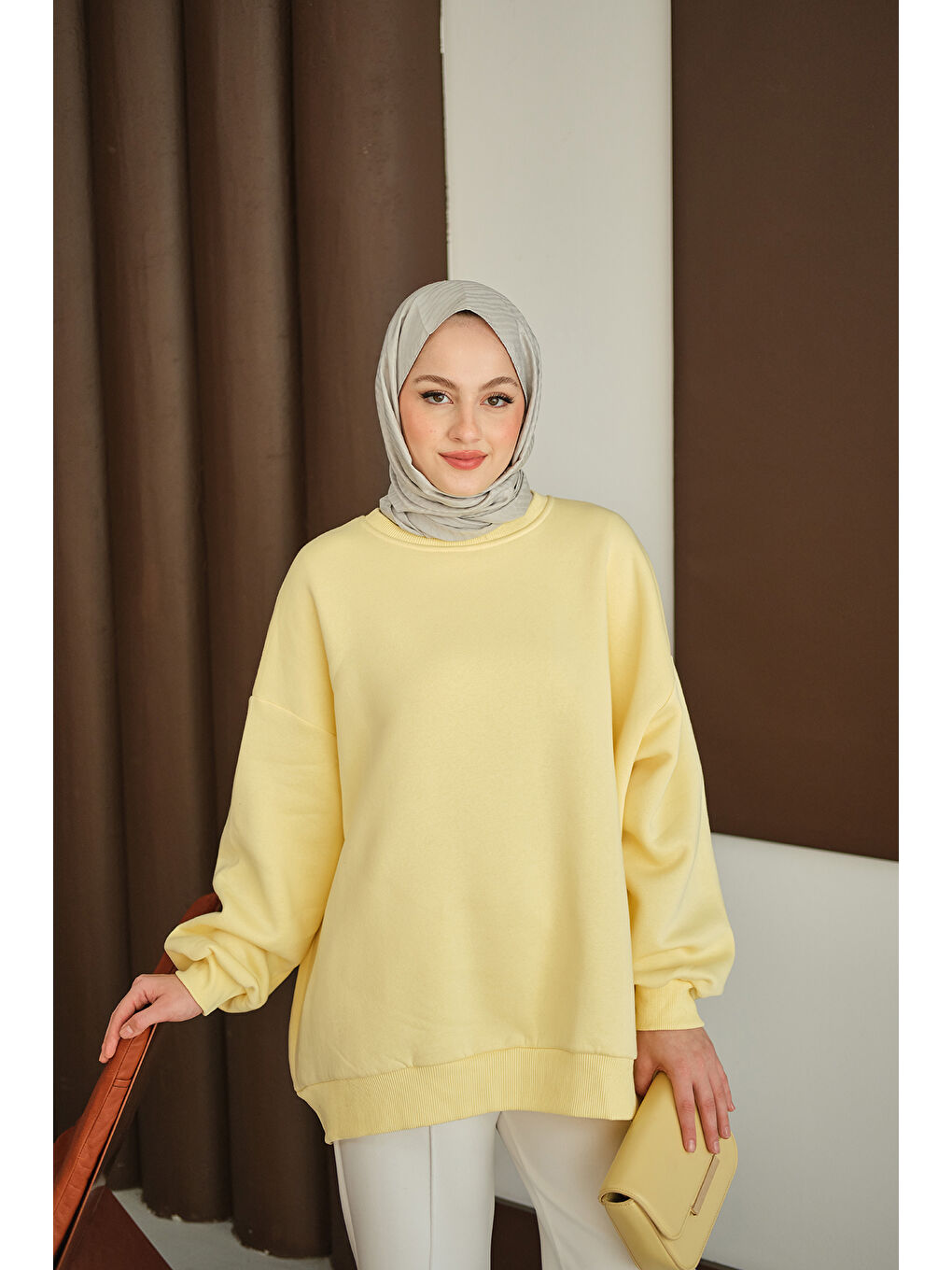 Kadın Bisiklet Yaka Sweat Sarı