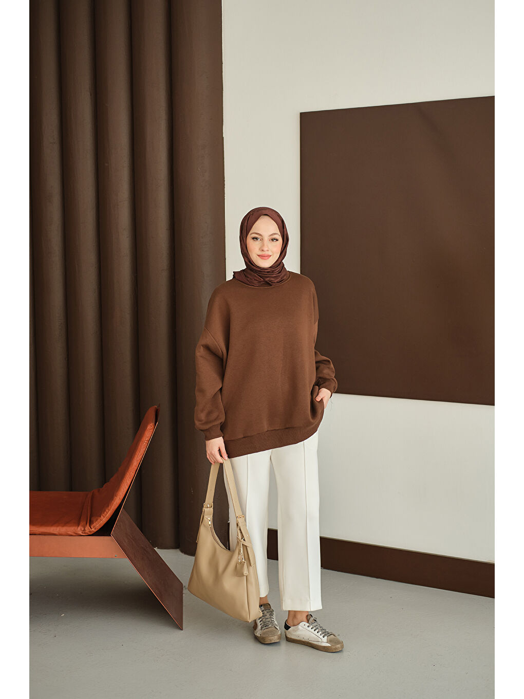 Kadın Bisiklet Yaka Sweat Kahverengi-3