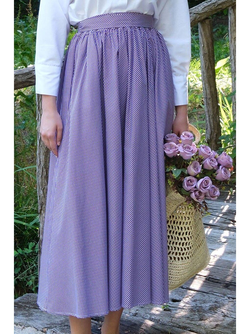 Beyaz Yakası Fiyonklu Gömlek & Mor Puantiyeli Etek Takım-5