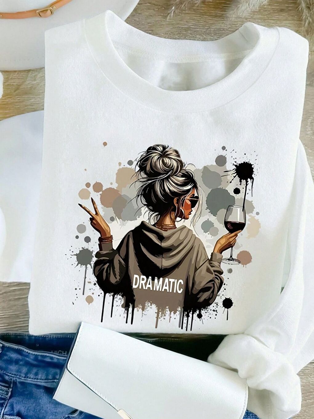 Kadın Beyaz Dramatic Baksılı Oversize Kalıp Bisiklet Yaka Sweatshirt-2