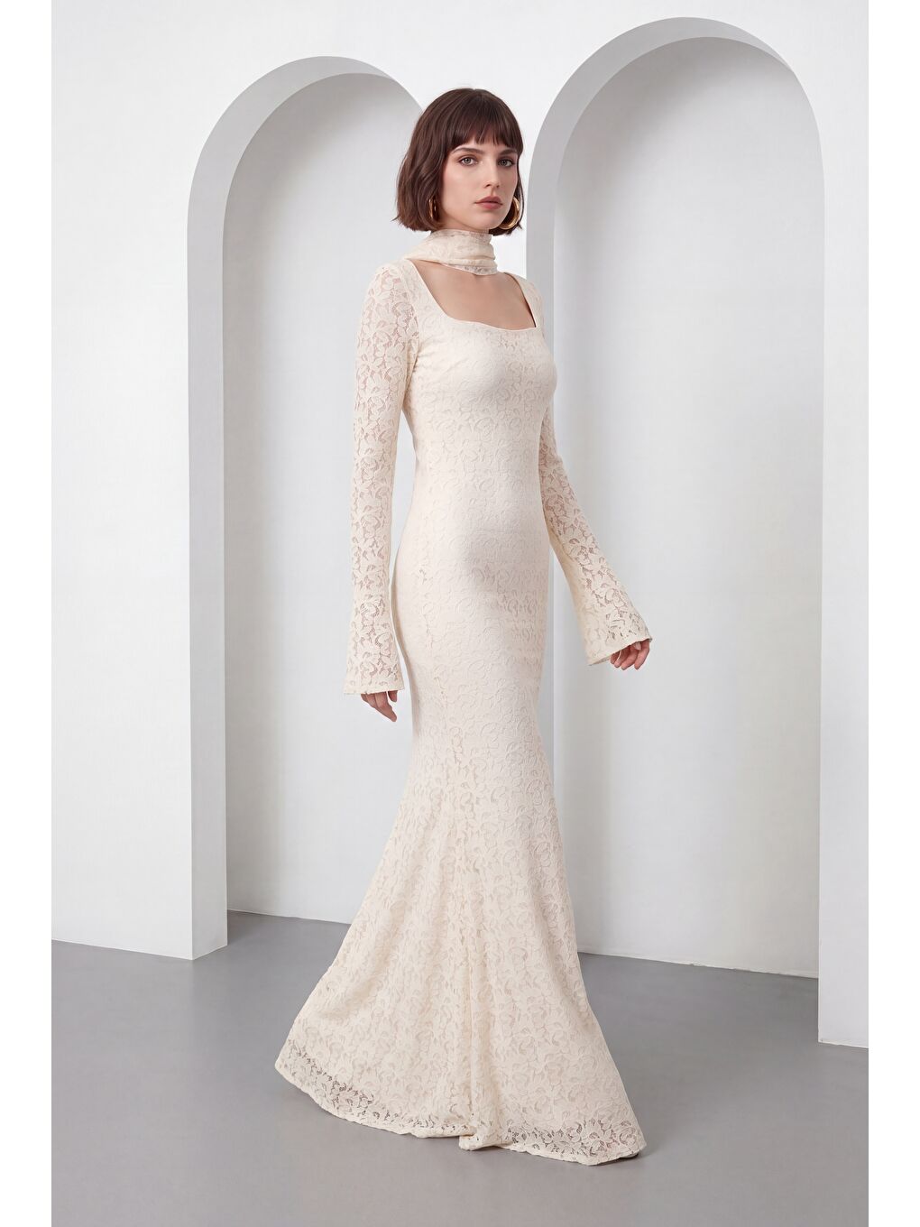 Kadın Bej Şal Yaka Uzun Dantel Davet Elbisesi-1