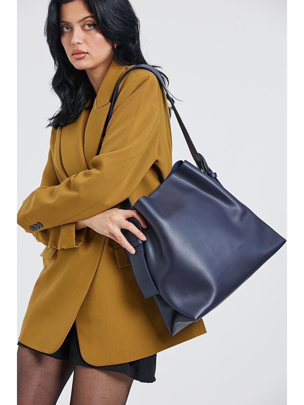 Kemer Detaylı Salaş Mark Kadın Kol Çanta Lacivert-1