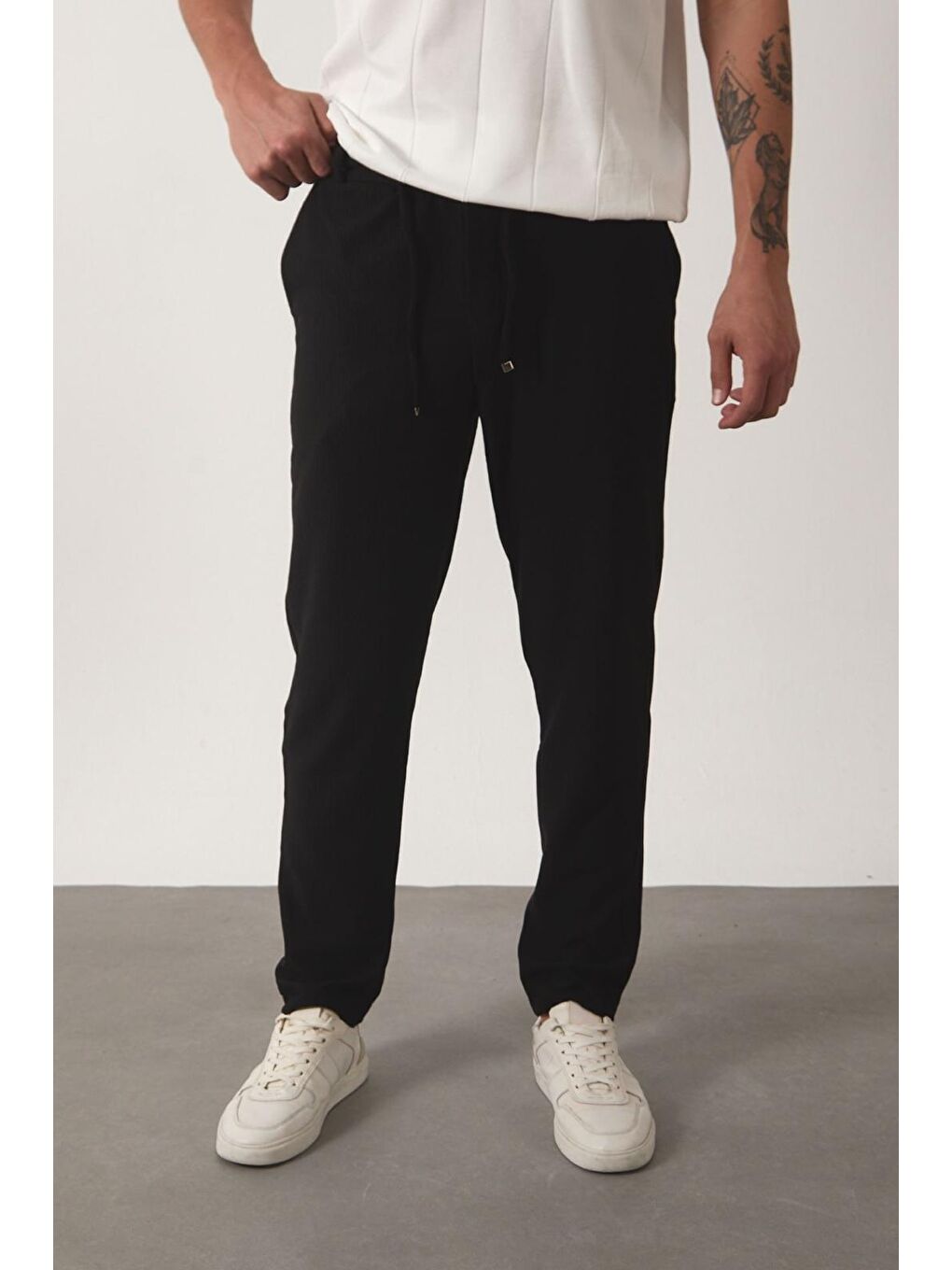 Siyah Durry Slim Fit Çizgi Desenli Beli Lastikli Erkek Jogger Pantolon-1