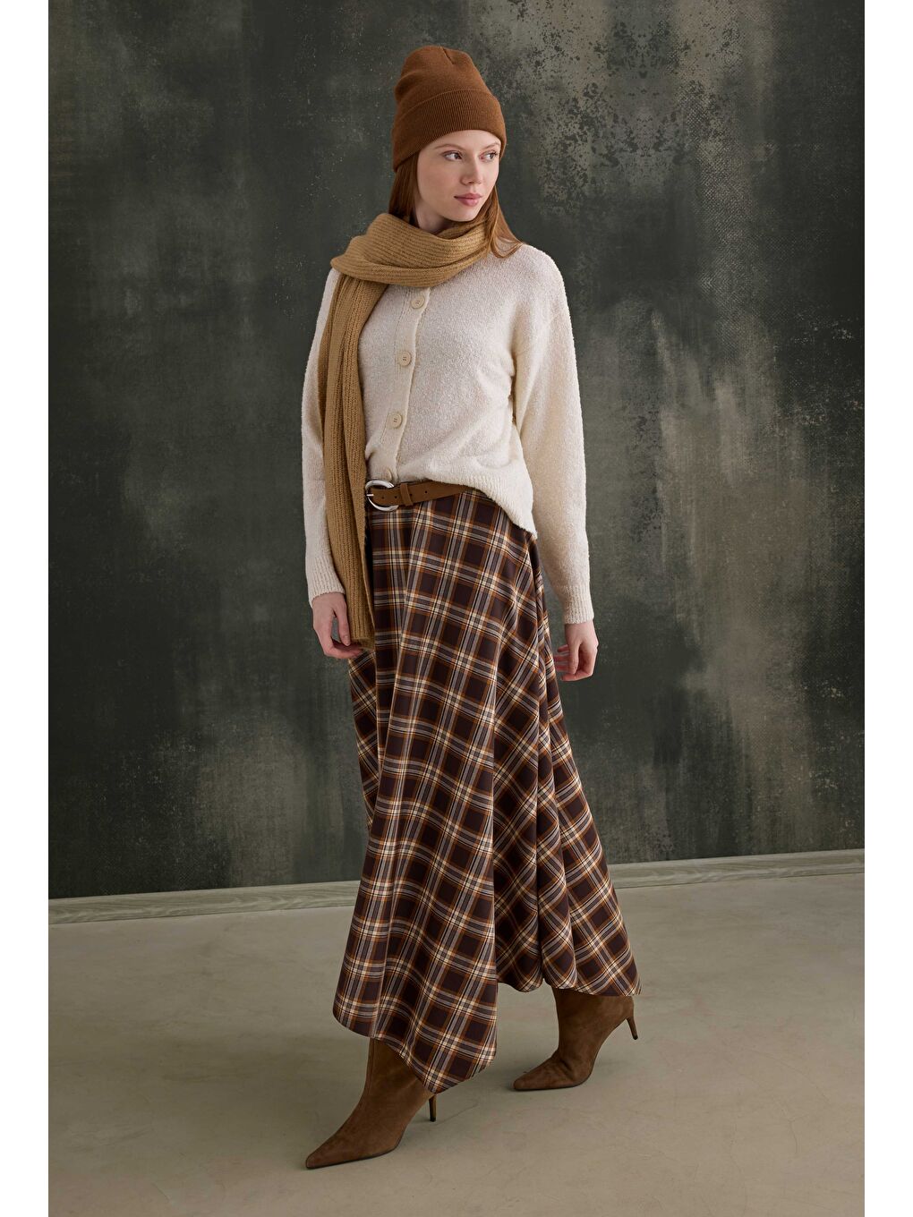 Kahverengi Asimetrik Ekose Etek-1