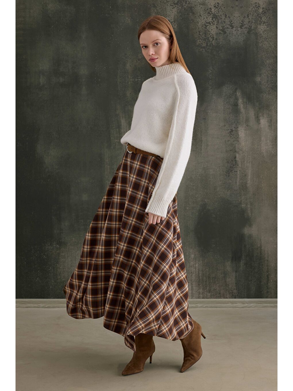 Kahverengi Asimetrik Ekose Etek-3