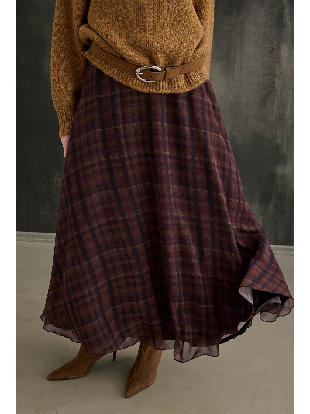 Kahverengi Şifon Ekose Etek Camel-1