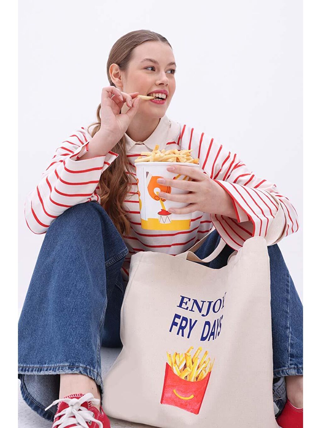 Kırmızı-Lacivert-Baskılı Bez Çanta-1