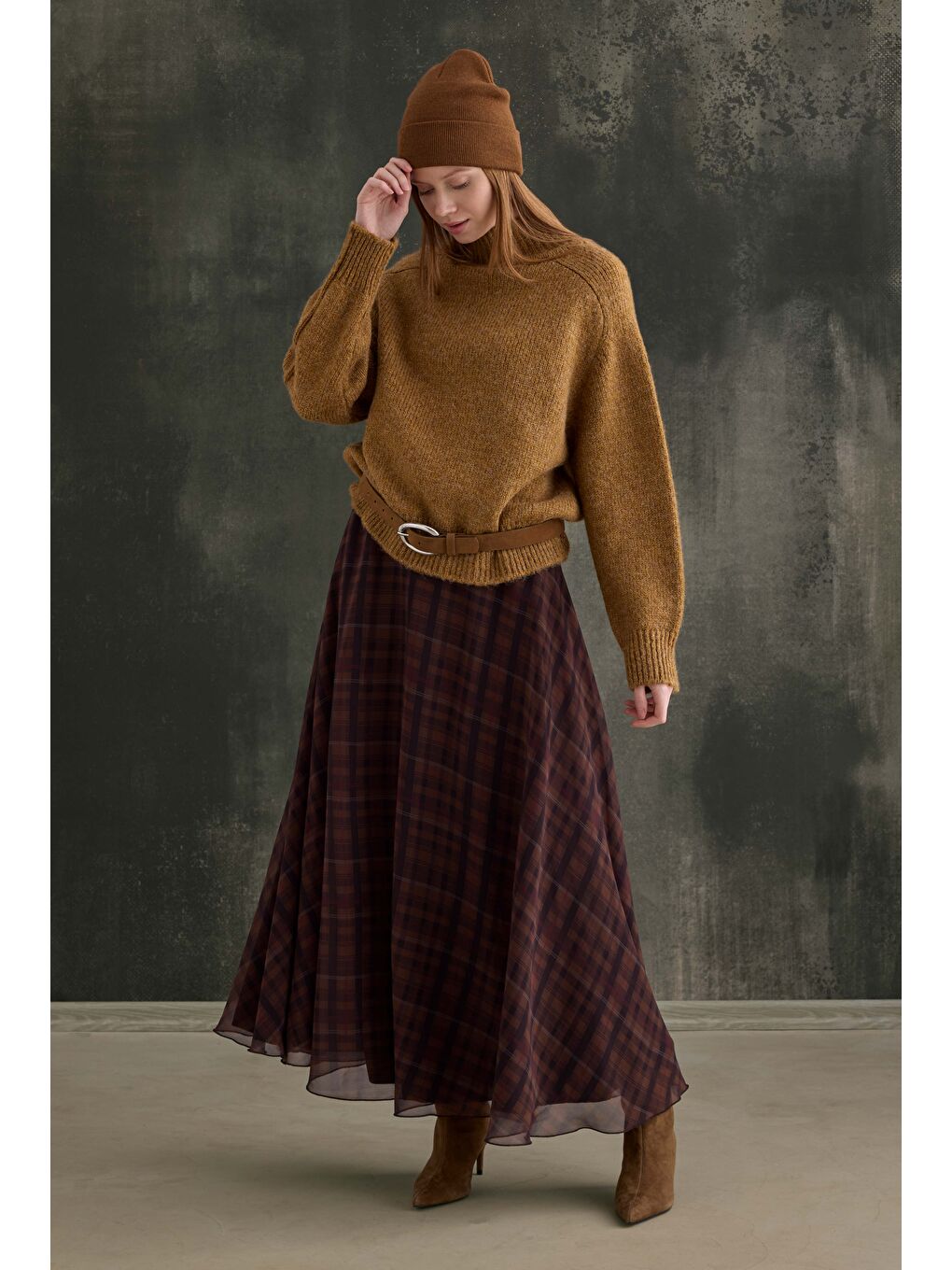 Kahverengi Şifon Ekose Etek Camel-3