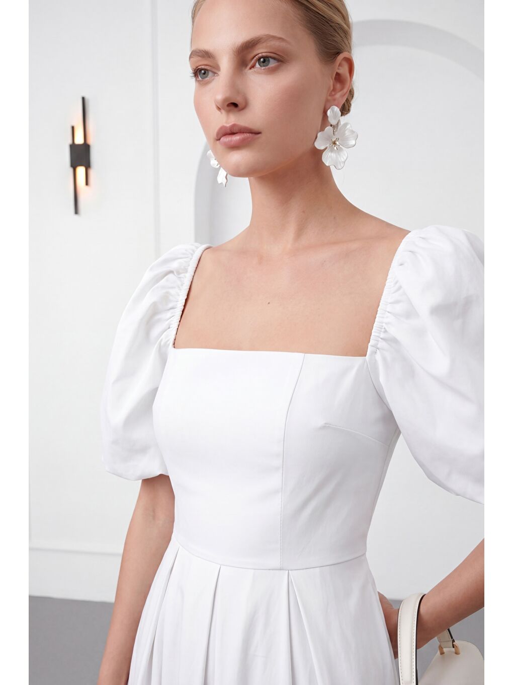 Kadın Beyaz Kare Yaka Balon Kol Midi Davet Elbisesi-2