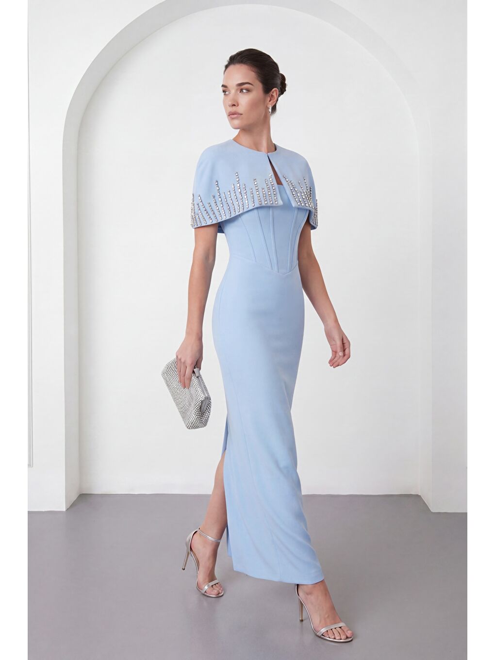 Kadın Bebe Mavi Dar Kalıp Ceketli Taşlı Uzun Söz Nişan Nikah Abiye Elbise-1