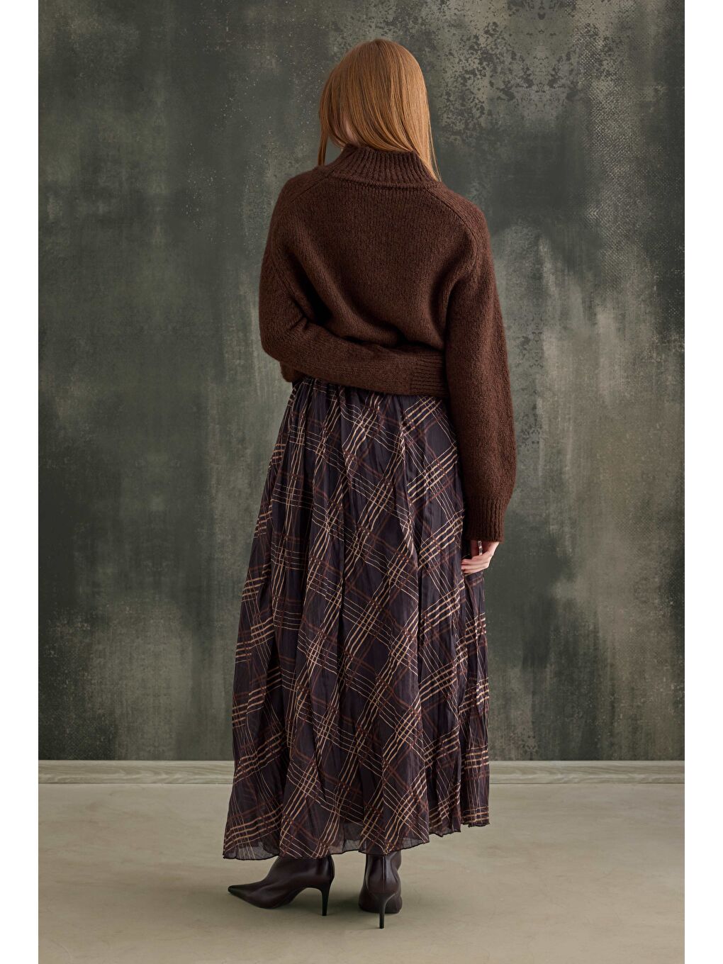 Kahverengi Kraşlı Kareli Vual Etek-3