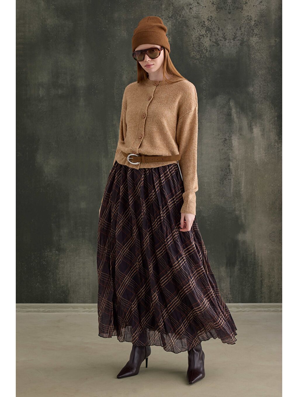 Kahverengi Kraşlı Kareli Vual Etek-4