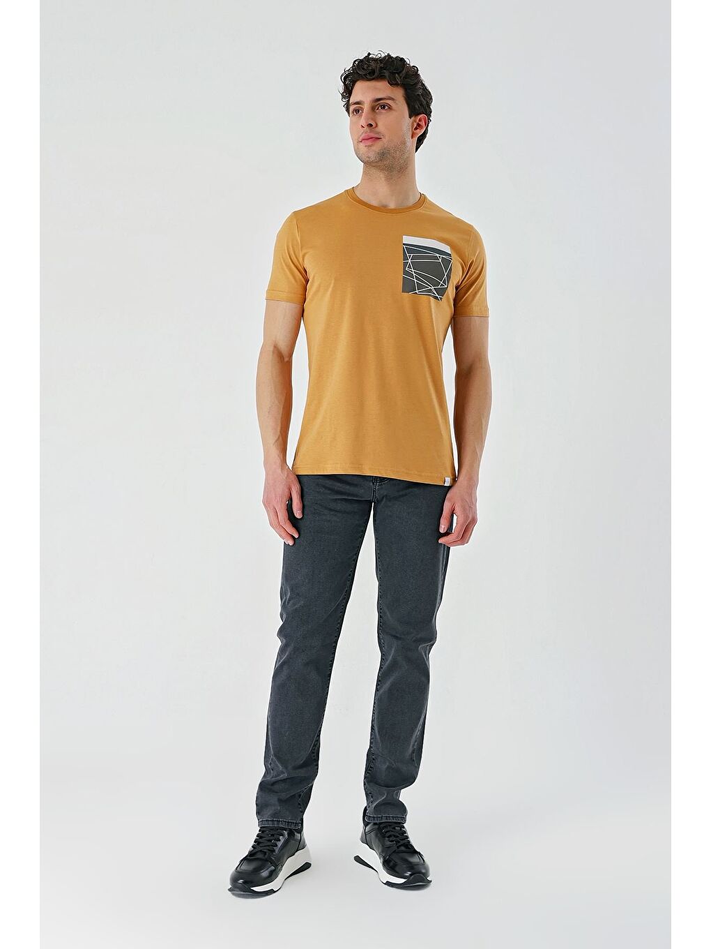 Sarı Hardal Baskılı Bez Ayağı Bisiklet Yaka %100 Pamuk Casual Slim Fit Dar Kesim Tişört 1011240169-3