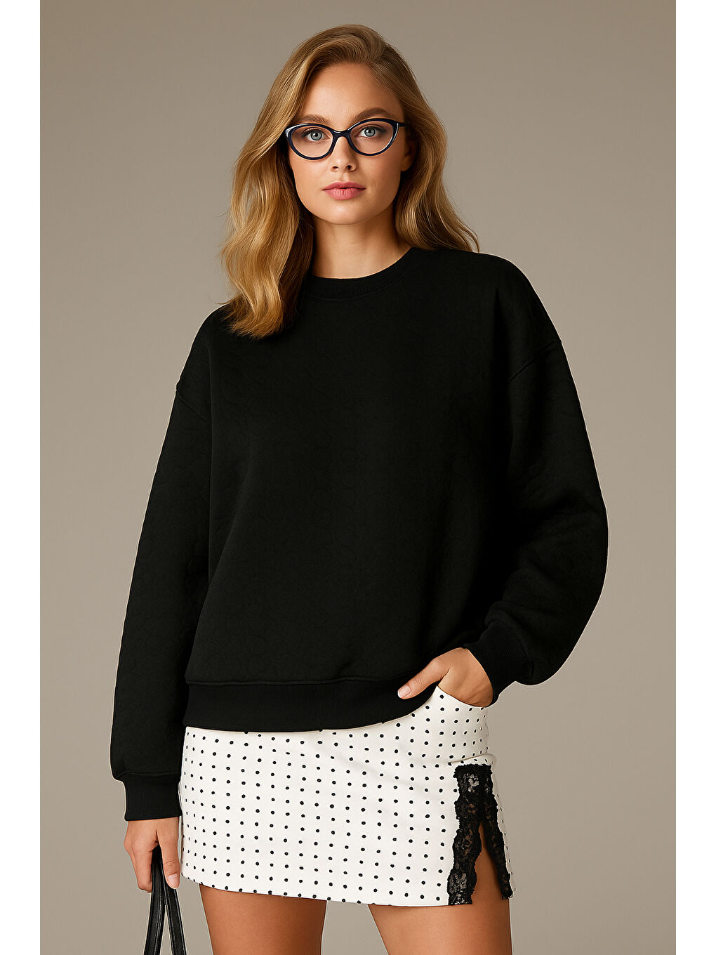 Siyah Oversize Fit Bisiklet Yaka Sweat 25K0141K1-2