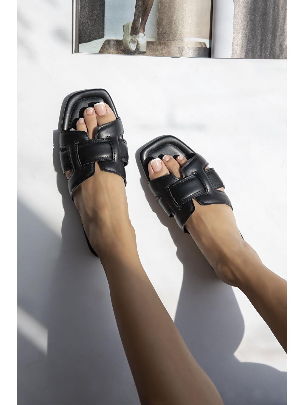 Huxx Kadın Tek Bant Günlük Deri Terlik Siyah-1