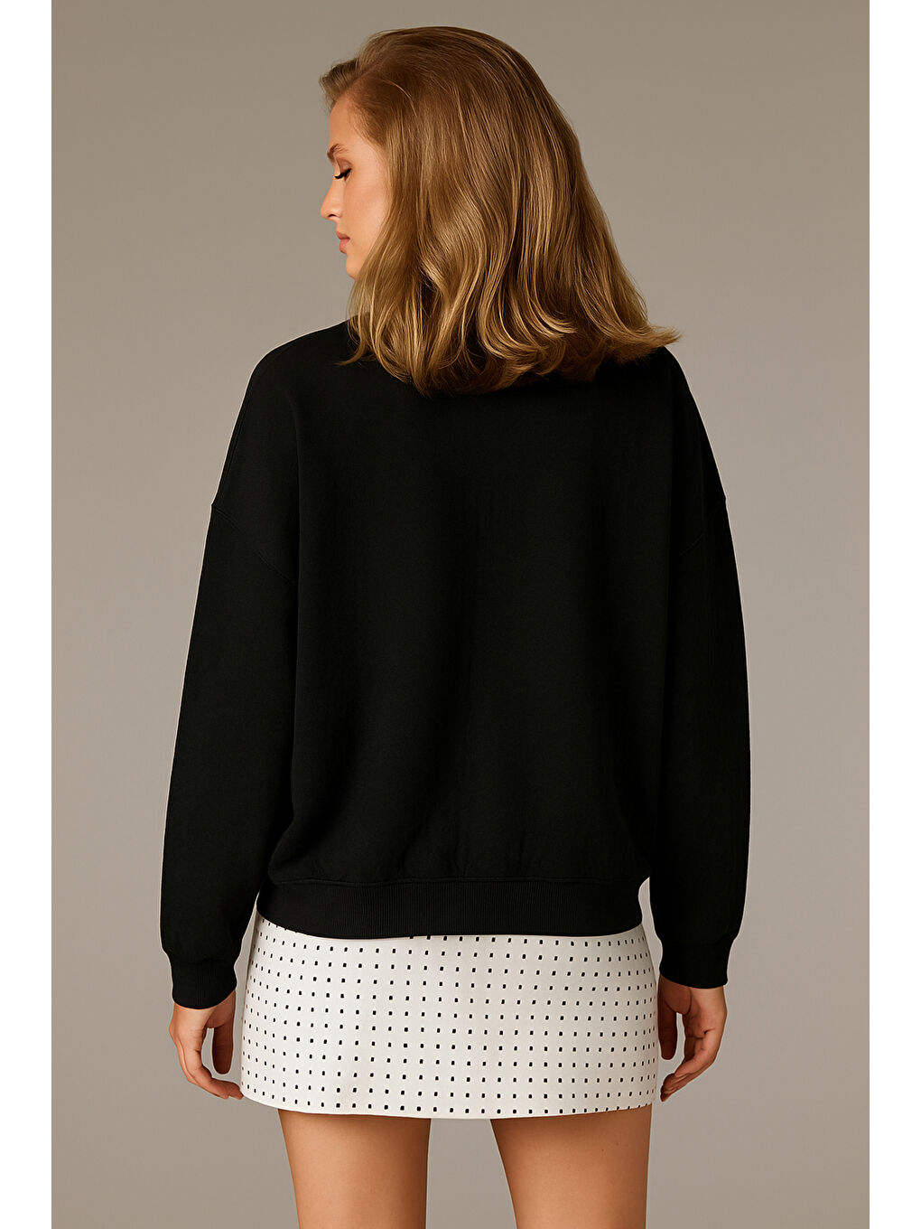 Siyah Oversize Fit Bisiklet Yaka Sweat 25K0141K1-3