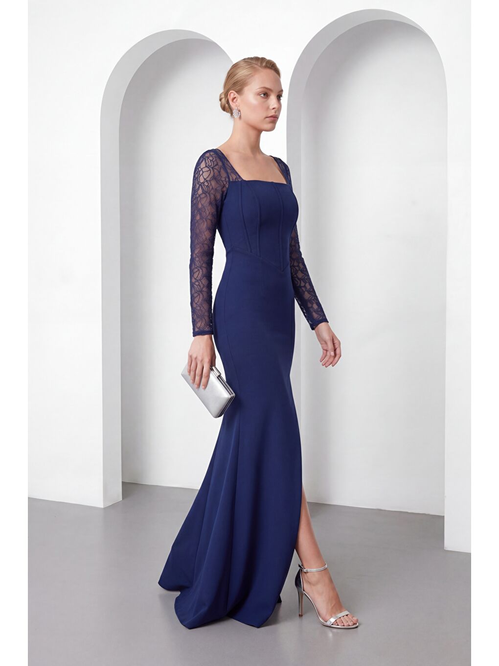 Kadın Lacivert Kare Yaka Dantelli Uzun Balık Abiye Elbise-1